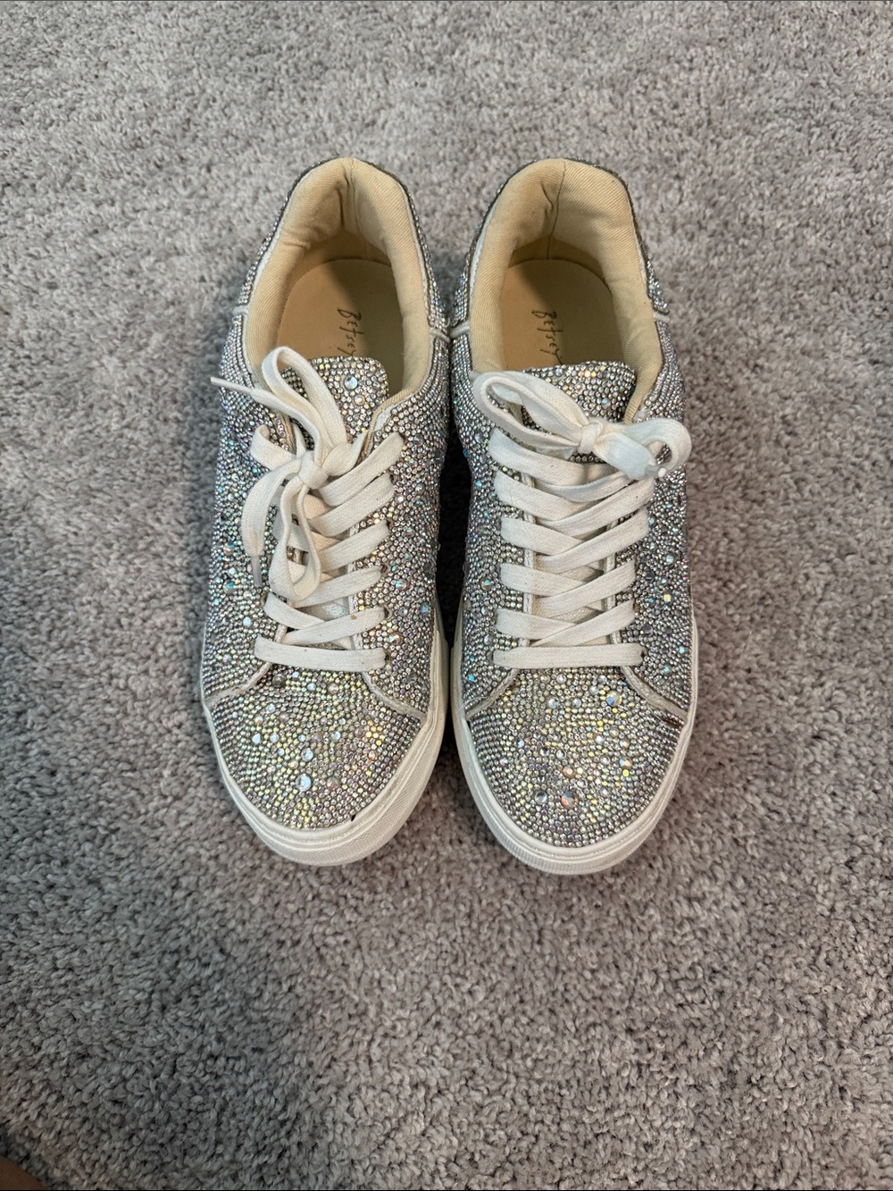 Betsy Johnson sidny rhinestone sneakers size 8